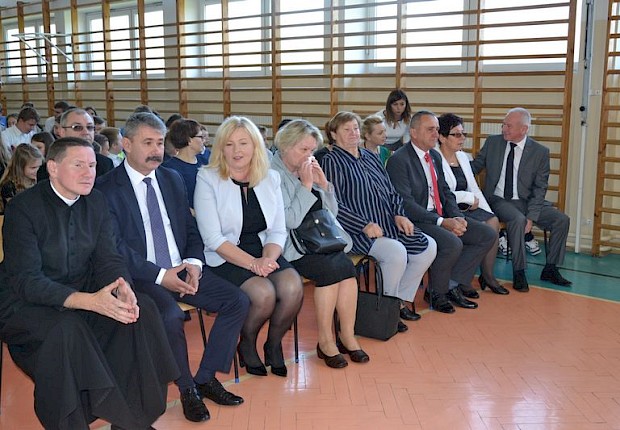 Dzień Edukacji Narodowej i pasowanie pierwszak&oacute;w