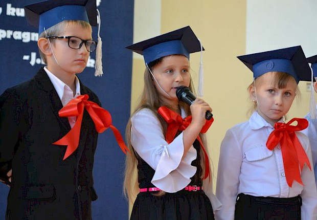 Dzień Edukacji Narodowej i pasowanie pierwszak&oacute;w