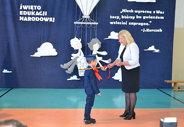 Dzień Edukacji Narodowej i pasowanie pierwszak&oacute;w