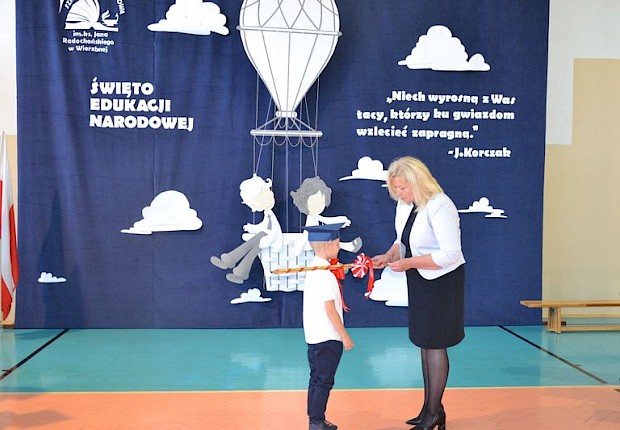 Dzień Edukacji Narodowej i pasowanie pierwszak&oacute;w