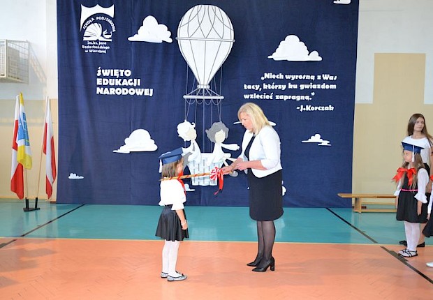 Dzień Edukacji Narodowej i pasowanie pierwszak&oacute;w