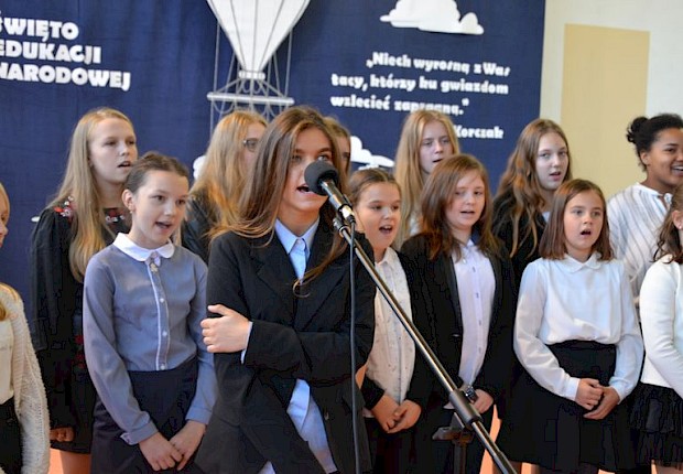 Dzień Edukacji Narodowej i pasowanie pierwszak&oacute;w