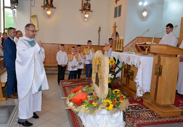 Parafialne dziękczynienie za plony