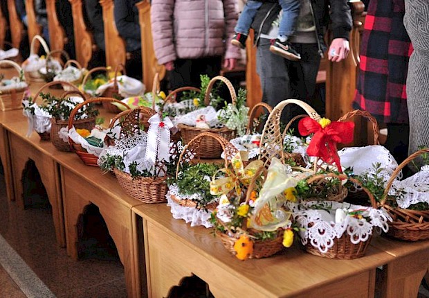 Poświęcenie pokarm&oacute;w