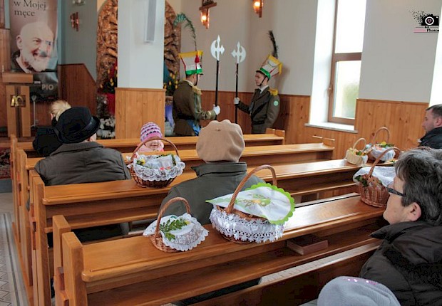 Poświęcenie pokarm&oacute;w