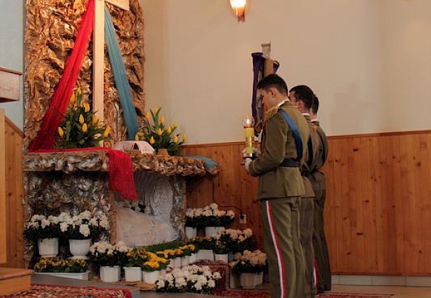 Wielki Piątek: liturgia Męki Pańskiej