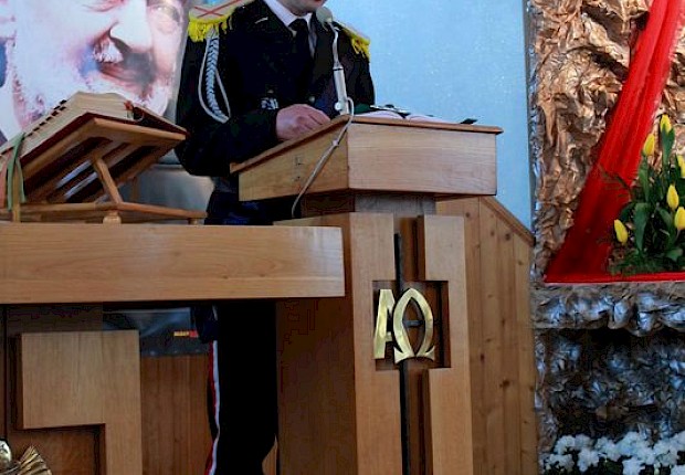 Wielki Piątek: liturgia Męki Pańskiej