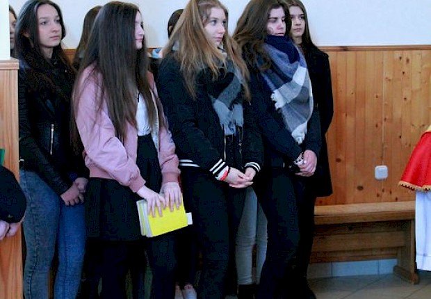 Wielki Piątek: liturgia Męki Pańskiej