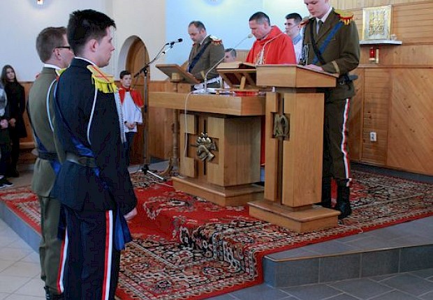 Wielki Piątek: liturgia Męki Pańskiej