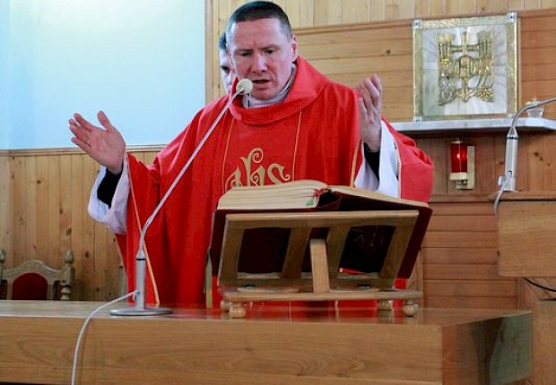 Wielki Piątek: liturgia Męki Pańskiej