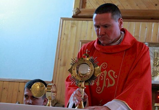 Wielki Piątek: liturgia Męki Pańskiej