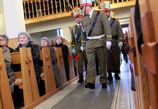 Wielki Piątek: liturgia Męki Pańskiej