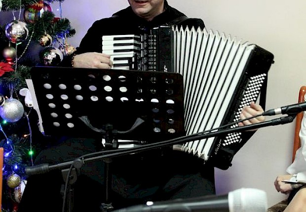 Jasełka i V Parafialny Przegląd Kolęd i Pastorałek