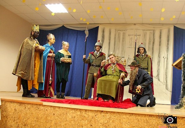 Jasełka i V Parafialny Przegląd Kolęd i Pastorałek