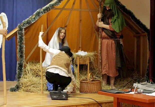 Jasełka i V Parafialny Przegląd Kolęd i Pastorałek