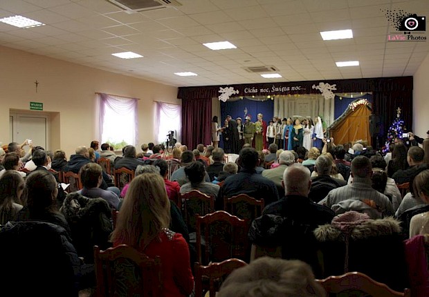 Jasełka i V Parafialny Przegląd Kolęd i Pastorałek