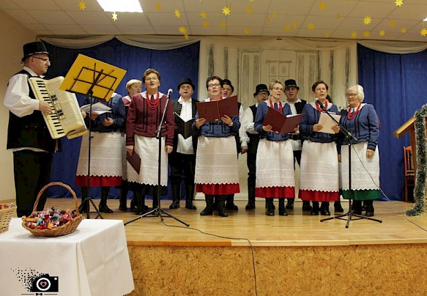 Jasełka i V Parafialny Przegląd Kolęd i Pastorałek