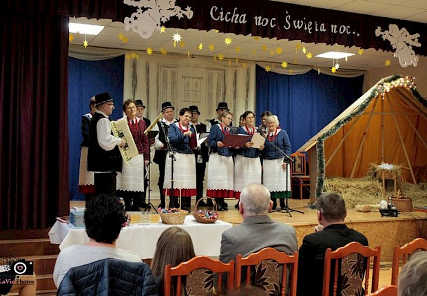 Jasełka i V Parafialny Przegląd Kolęd i Pastorałek