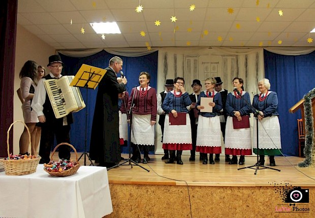 Jasełka i V Parafialny Przegląd Kolęd i Pastorałek