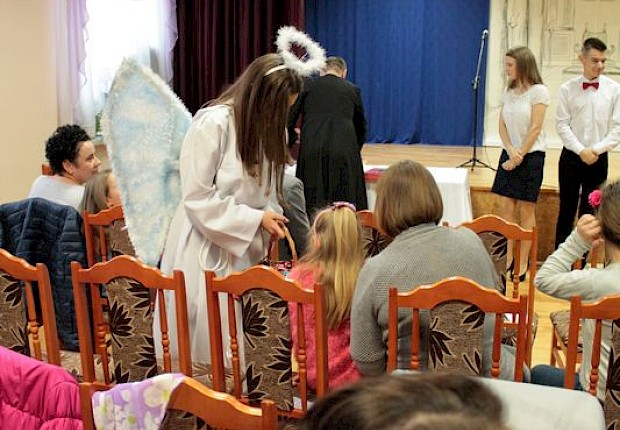 Jasełka i V Parafialny Przegląd Kolęd i Pastorałek