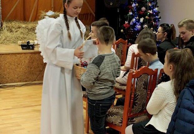 Jasełka i V Parafialny Przegląd Kolęd i Pastorałek