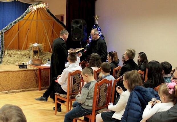 Jasełka i V Parafialny Przegląd Kolęd i Pastorałek