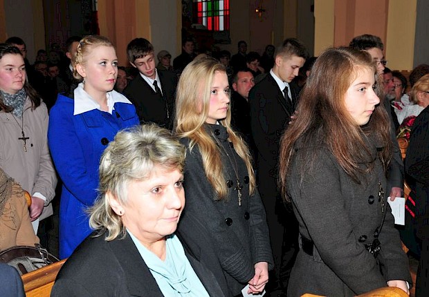 Perygrynacja krzyża cz. IV i Bierzmowanie
