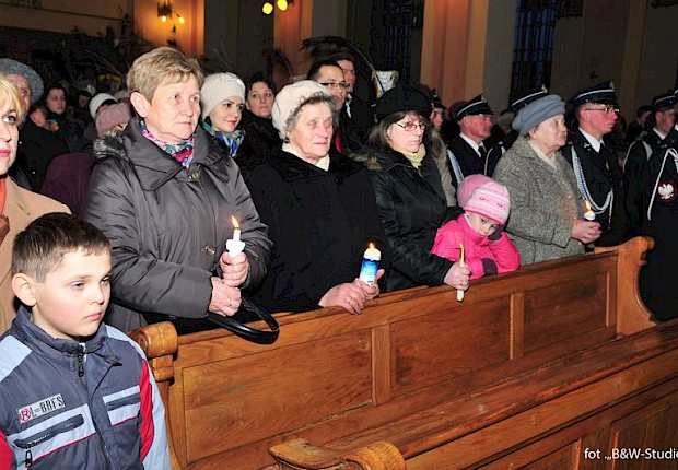 Wielka Sobota - poświęcenie pokarm&oacute;w i Wigilia Paschalna