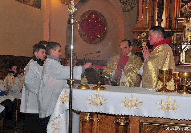 Wielka Sobota - poświęcenie pokarm&oacute;w i Wigilia Paschalna