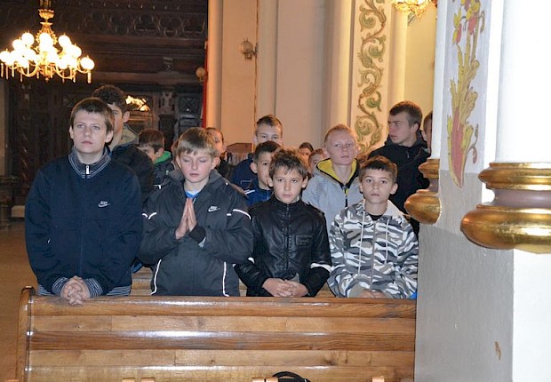 Dekanalne rozgrywki w piłce halowej LSO