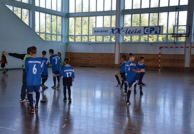Dekanalne rozgrywki w piłce halowej LSO