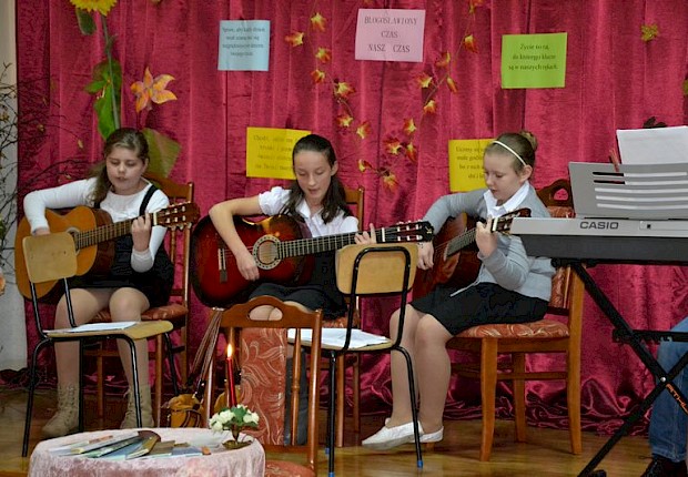Spotkanie poetycko-muzyczne "Błogosławiony czas"