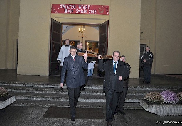 Zakończenie misji świętych