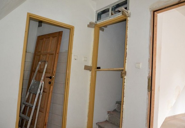 Termomodernizacja kościoła w Ożańsku - drzwi i okna