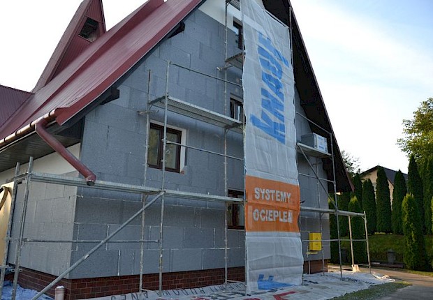 Termomodernizacja kościoła w Ożańsku - elewacja i zaplecze