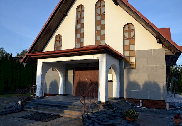 Termomodernizacja kościoła w Ożańsku - elewacja i zaplecze
