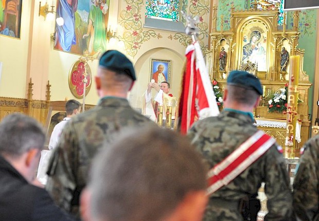 65 rocznica śmierci gen. Jarosza - Kamionki - poświęcenie i odsłonięcie tablicy pamiątkowej