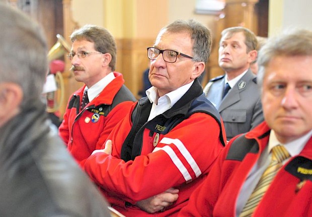 65 rocznica śmierci gen. Jarosza - Kamionki - poświęcenie i odsłonięcie tablicy pamiątkowej