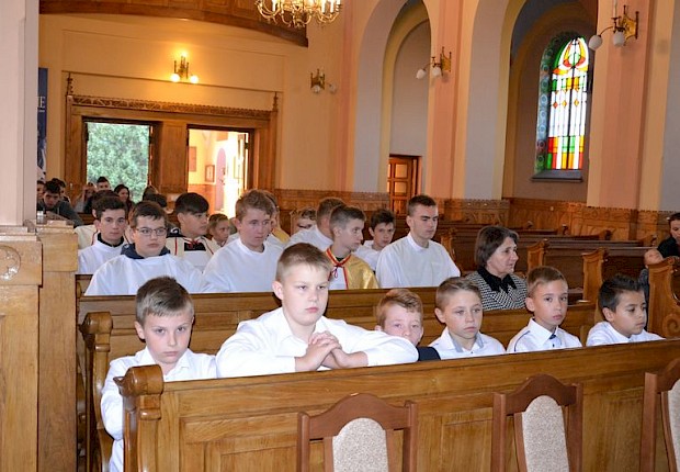 Czuwanie modlitewne i przyjęcie kandydat&oacute;w do posługi ministranta