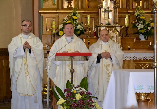 Czuwanie modlitewne i przyjęcie kandydat&oacute;w do posługi ministranta