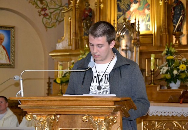 Czuwanie modlitewne i przyjęcie kandydat&oacute;w do posługi ministranta