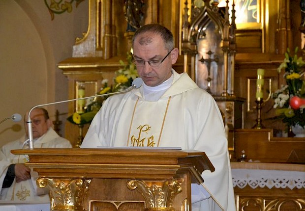 Czuwanie modlitewne i przyjęcie kandydat&oacute;w do posługi ministranta