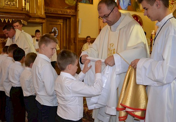 Czuwanie modlitewne i przyjęcie kandydat&oacute;w do posługi ministranta