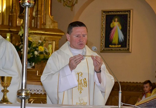 Czuwanie modlitewne i przyjęcie kandydat&oacute;w do posługi ministranta