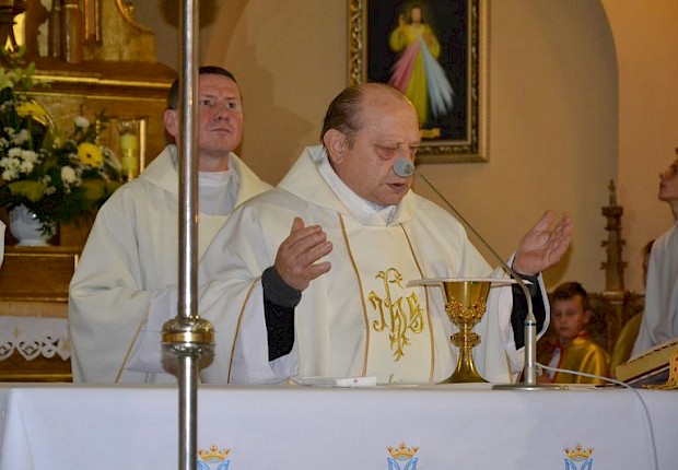 Czuwanie modlitewne i przyjęcie kandydat&oacute;w do posługi ministranta