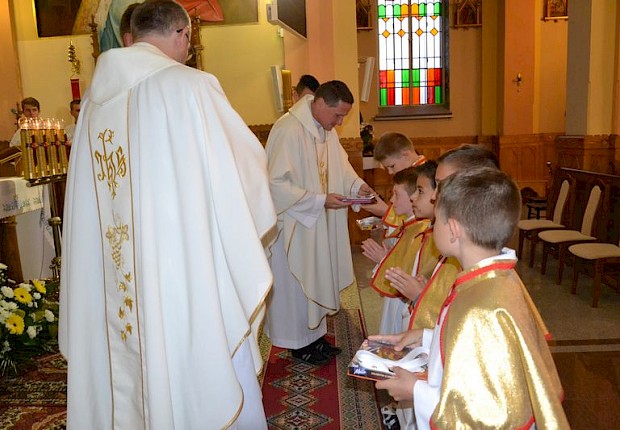 Czuwanie modlitewne i przyjęcie kandydat&oacute;w do posługi ministranta