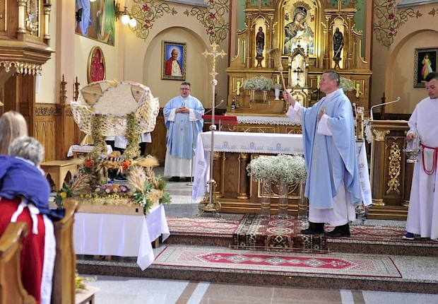 Parafialne dziękczynienie za plony