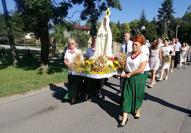 Parafialne dziękczynienie za plony