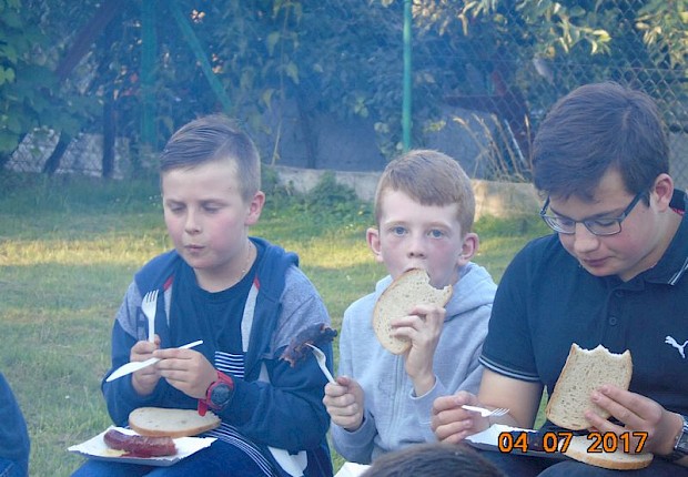 Czuwanie modlitewne i ognisko parafialnych grup duszpasterskich