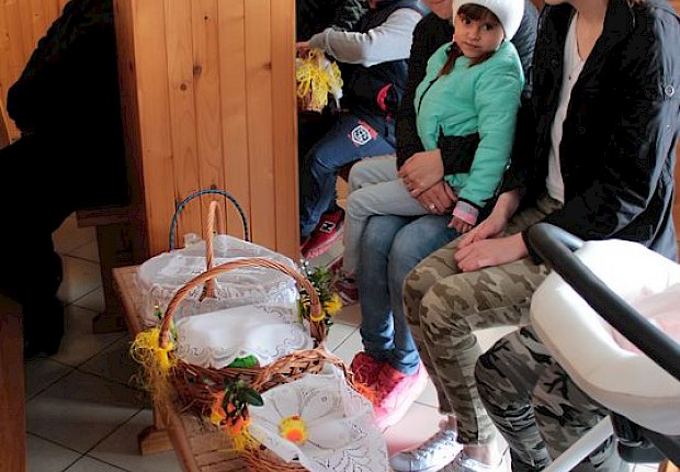 Poświęcenie pokarm&oacute;w wielkanocnych